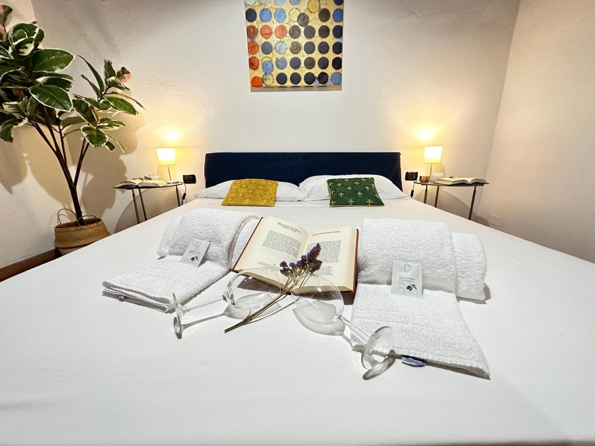 Luxurious View On Santa Croce Apartment Florence Ngoại thất bức ảnh